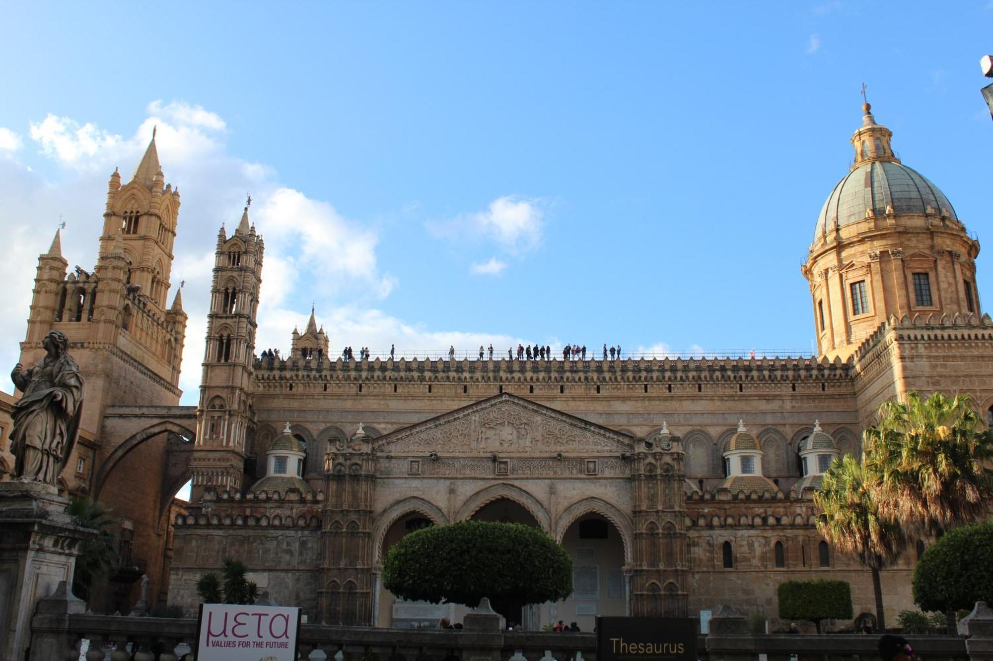 La Siciliana-Di Fronte La Cattedrale Vila Palermo Exterior foto